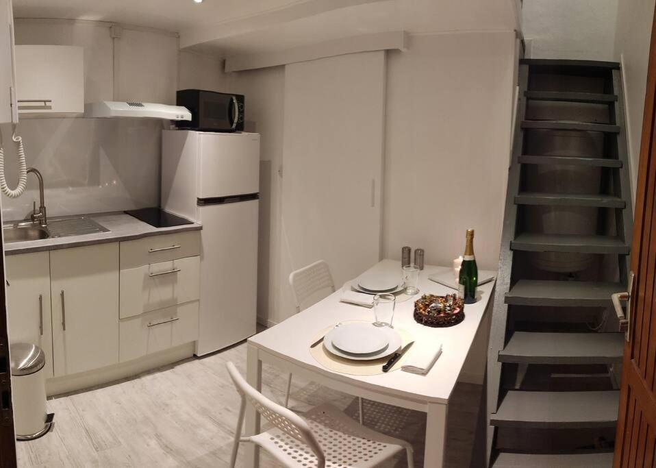 Studette Remoise Apartment Reims Luaran gambar